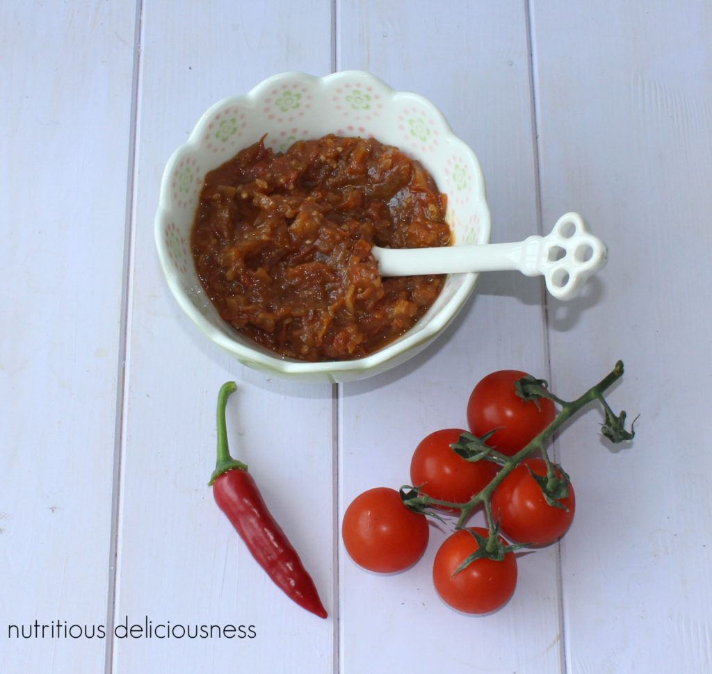 tom cay relish