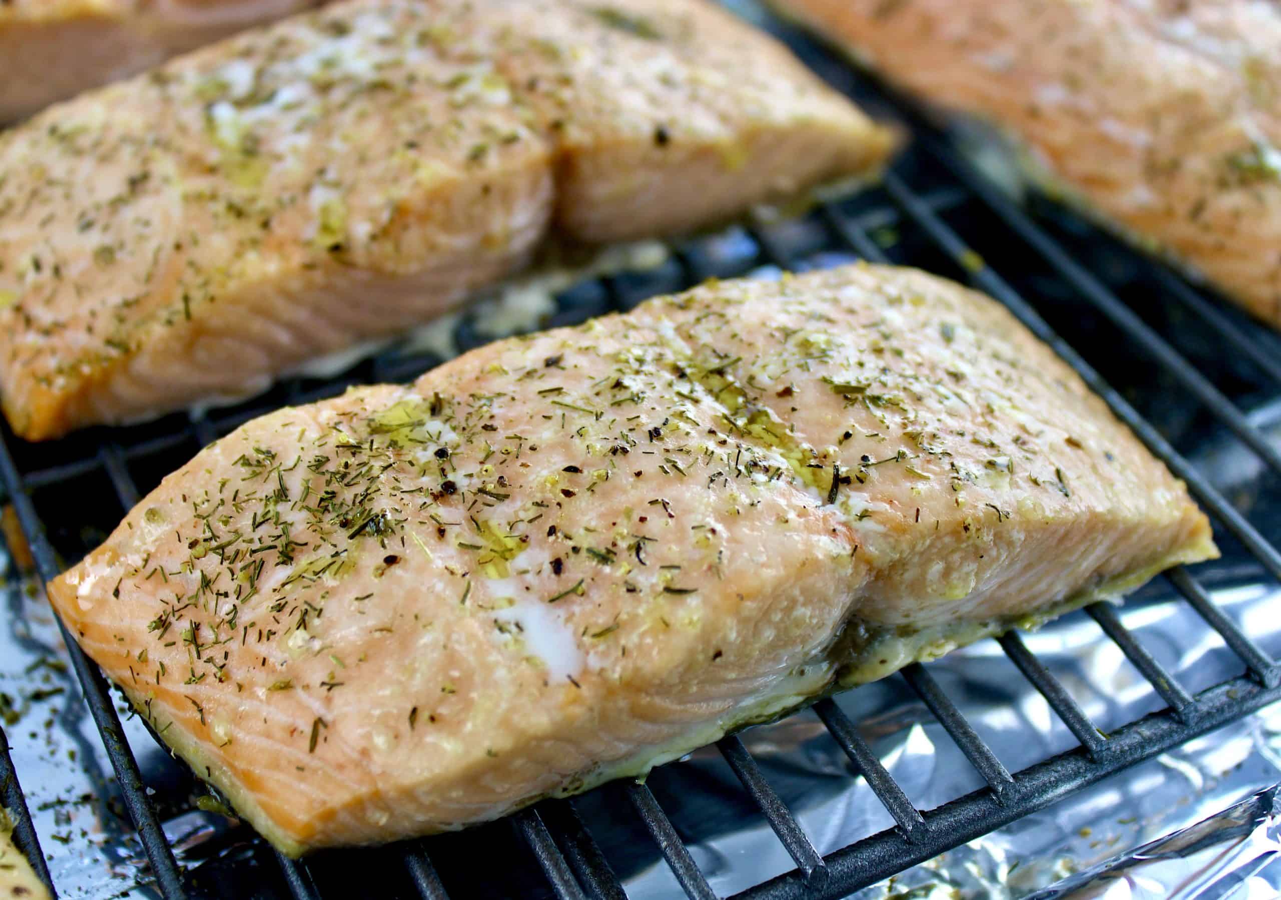 closuep of cooked salmon on baking rack