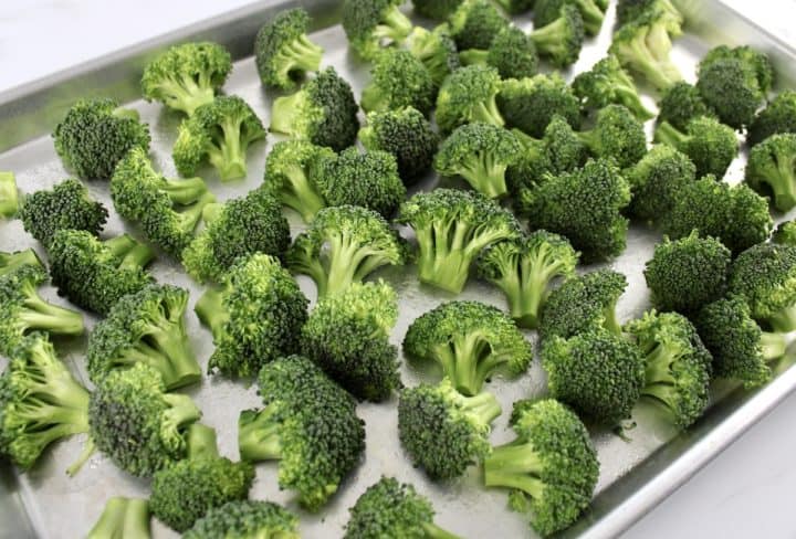 Oven Roasted Broccoli – Nutritious Deliciousness